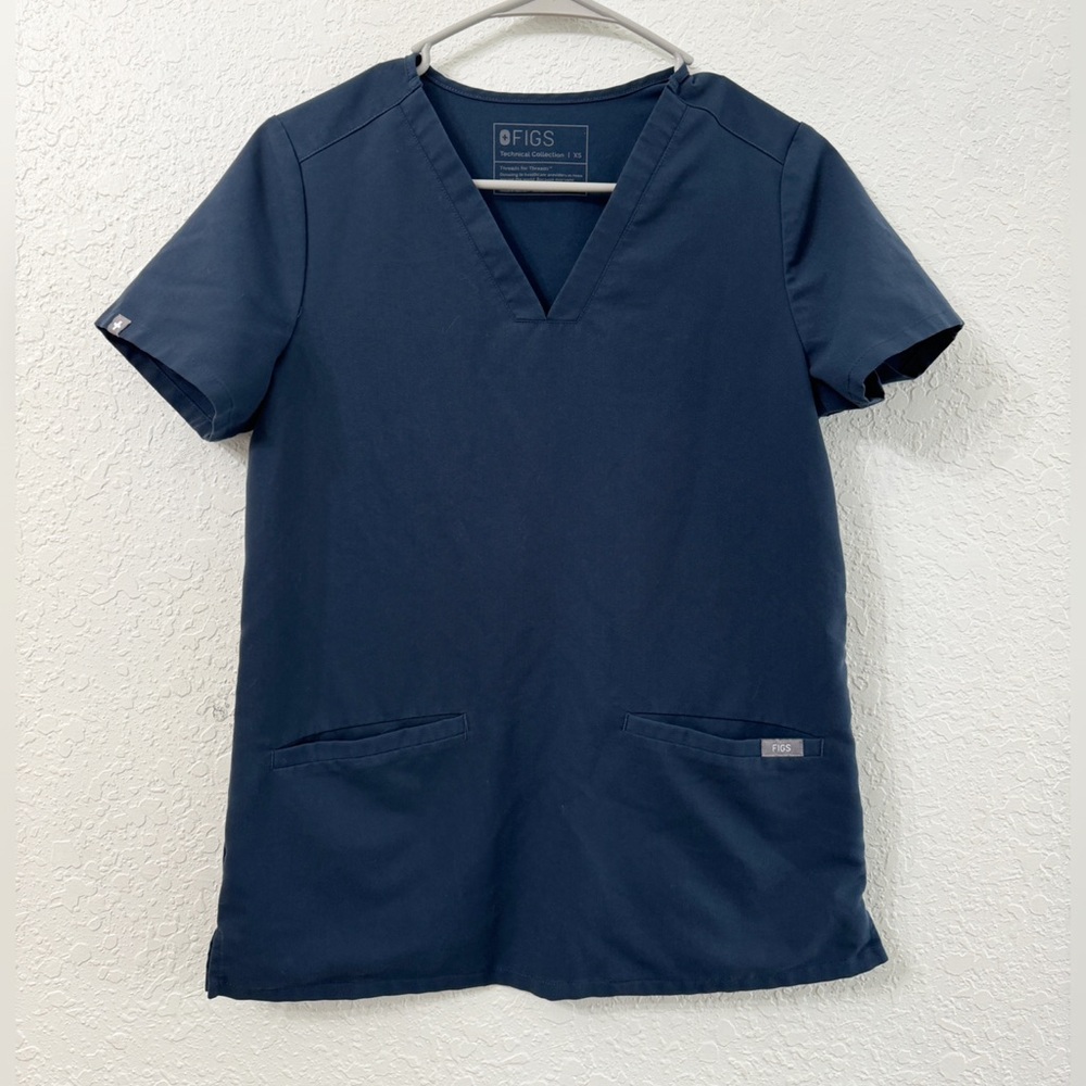 FIGS - Casma Three-Pocket Scrub Top - XS